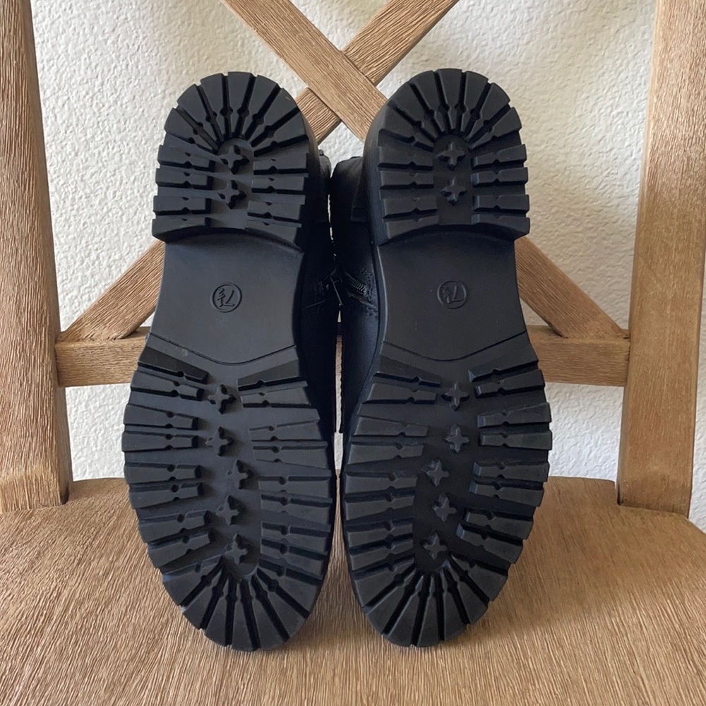Universal Threads Combat Boots
